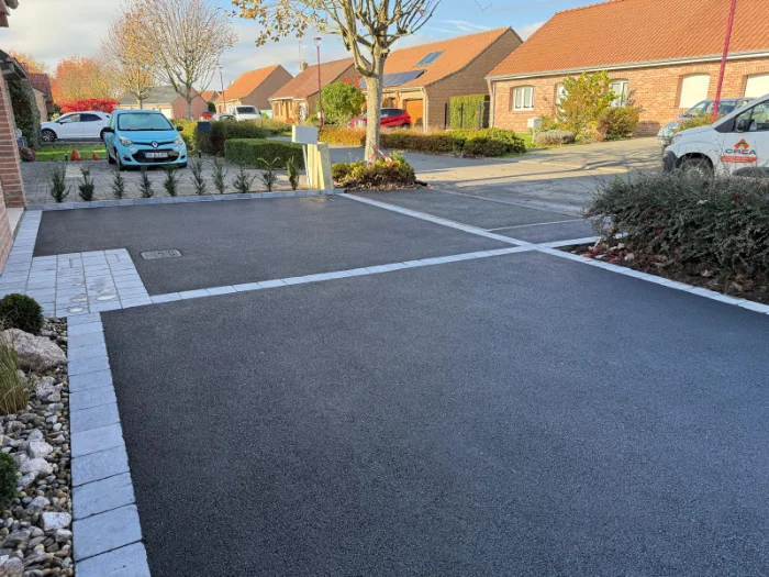 30 idées d'aménagement extérieur pour transformer votre jardin en 2026 1 photo d'une allée de garage